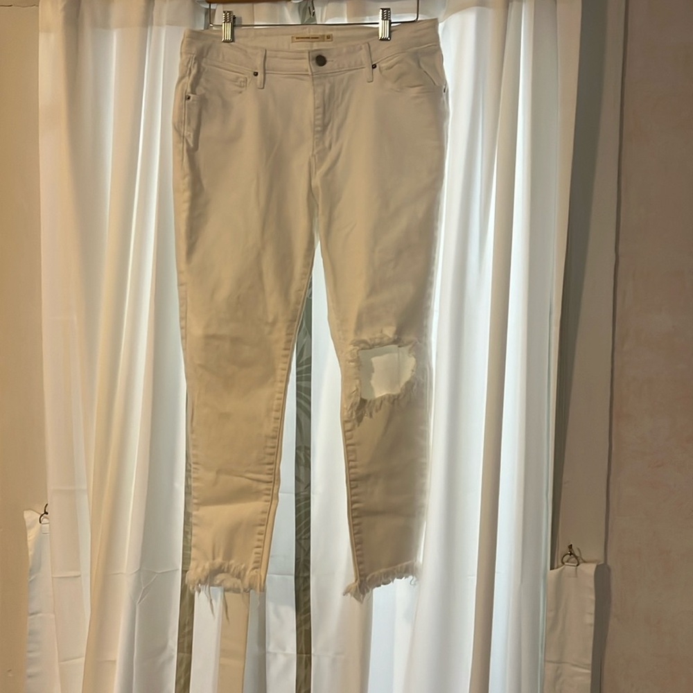 Levi’s High Rise Skinny Jeans Distressed White Women’s Size 32